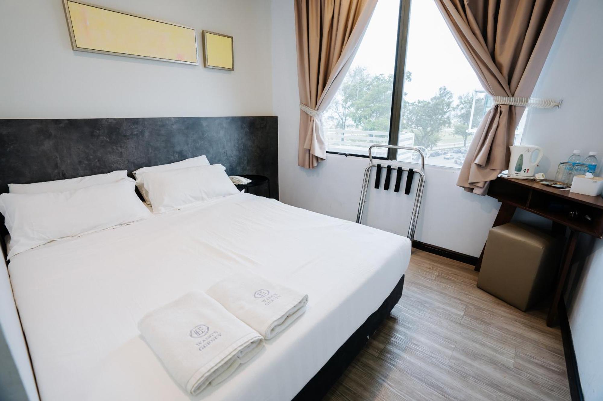 Wangs Hotel Gurney Drive George Town Extérieur photo